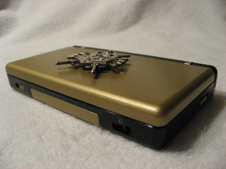 Illustration for article titled The Ultimate DS Lite Zelda Mod